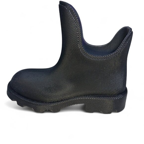 Burberry Women's Ray Rubber Ankle Boots sz 37 EU. NEW IN BOX - Picture 2 of 13